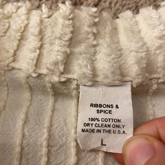 Ribbons & Spice Cream Long Sleeve Button Up Ribbed Detail Shirt Blouse Sz Large - Picture 7 of 9